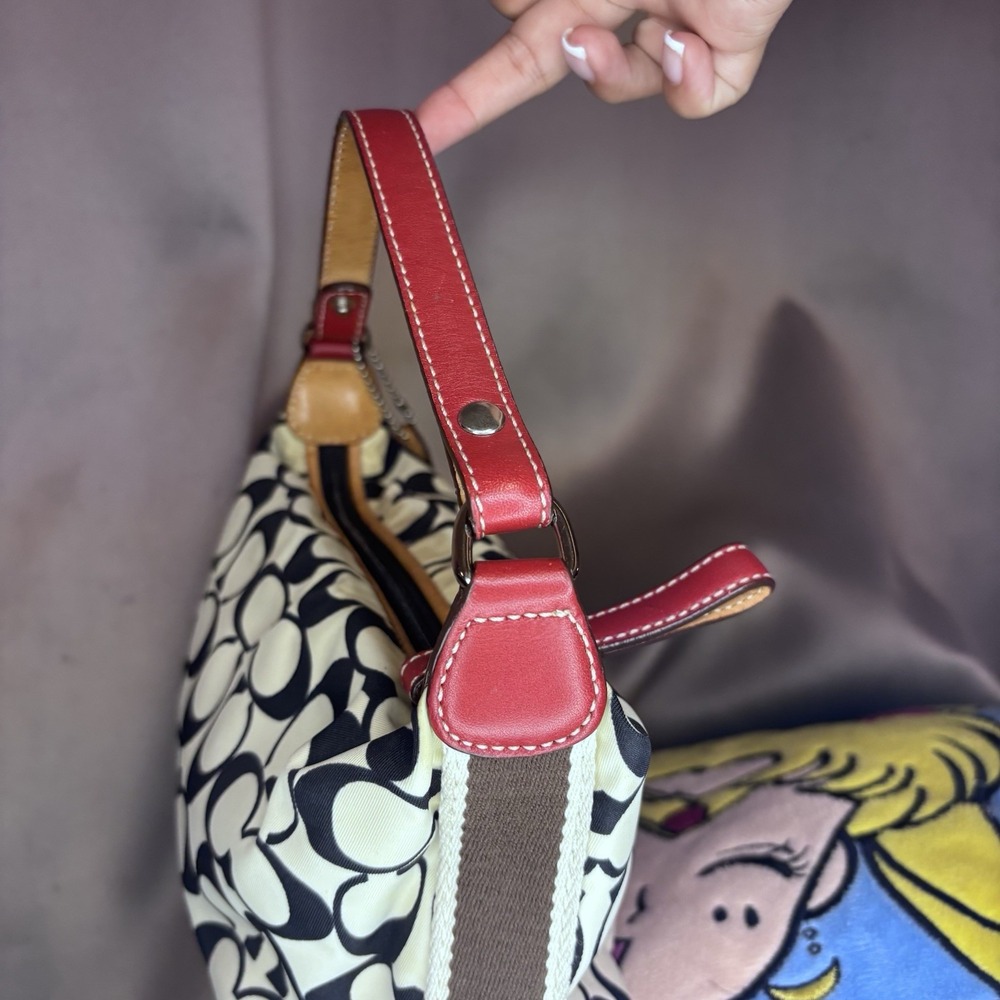 Vintage Y2K Coach Shoulder Bag Purse signature C monogram White Black Hobo - Picture 3 of 9